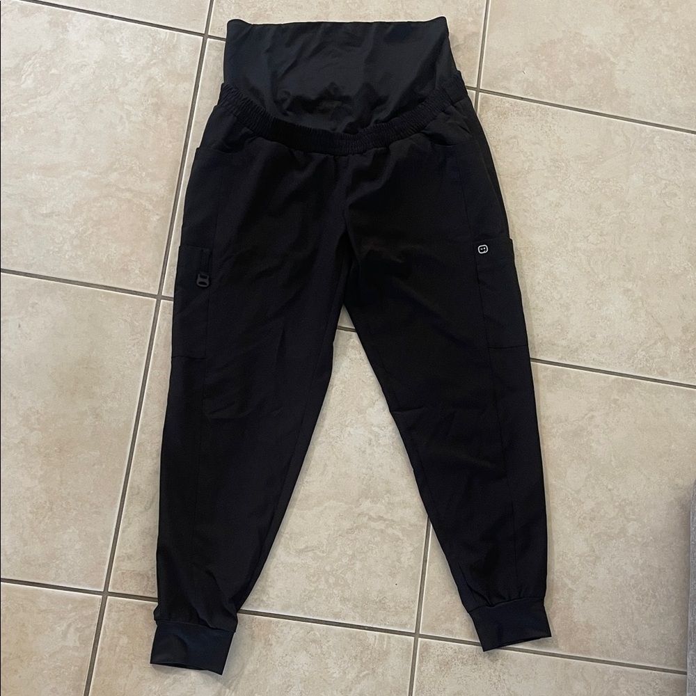 WonderWink Black Ankle Pants